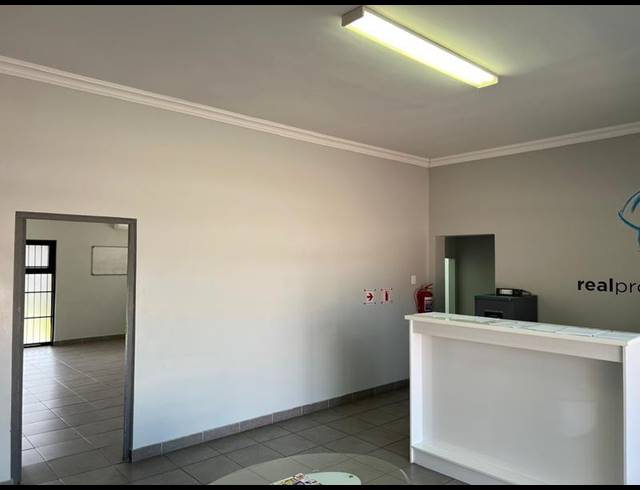 BUSINESS FOR SALE IN NEWTON PARK